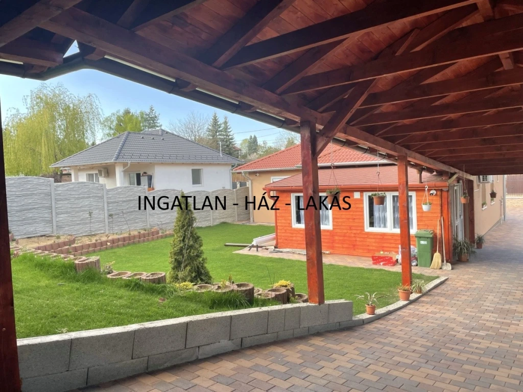 c3-1-name c2-1-name, Erdőkertes