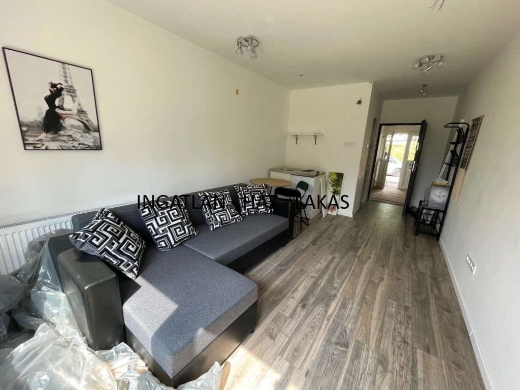 c3-1-name c2-19-name, Tahitótfalu