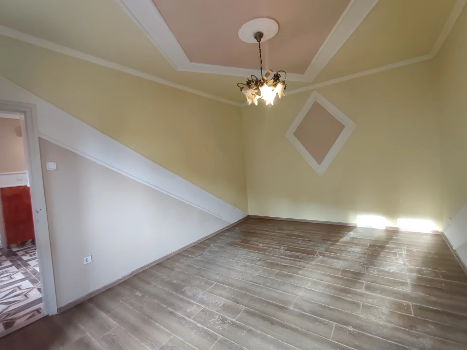 Eladó téglalakás, Nyíregyháza