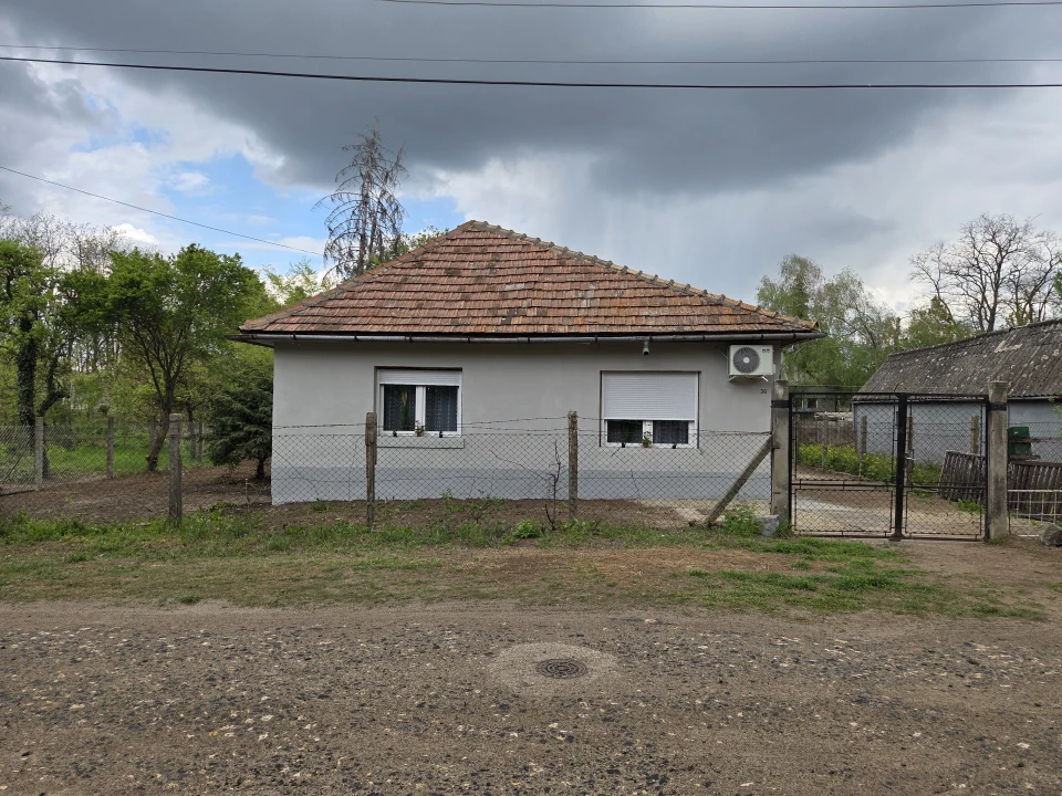 Eladó családi ház, Monorierdő, Vadász utca 36