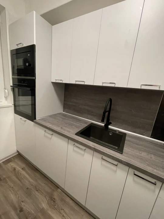 Eladó téglalakás, Tapolca