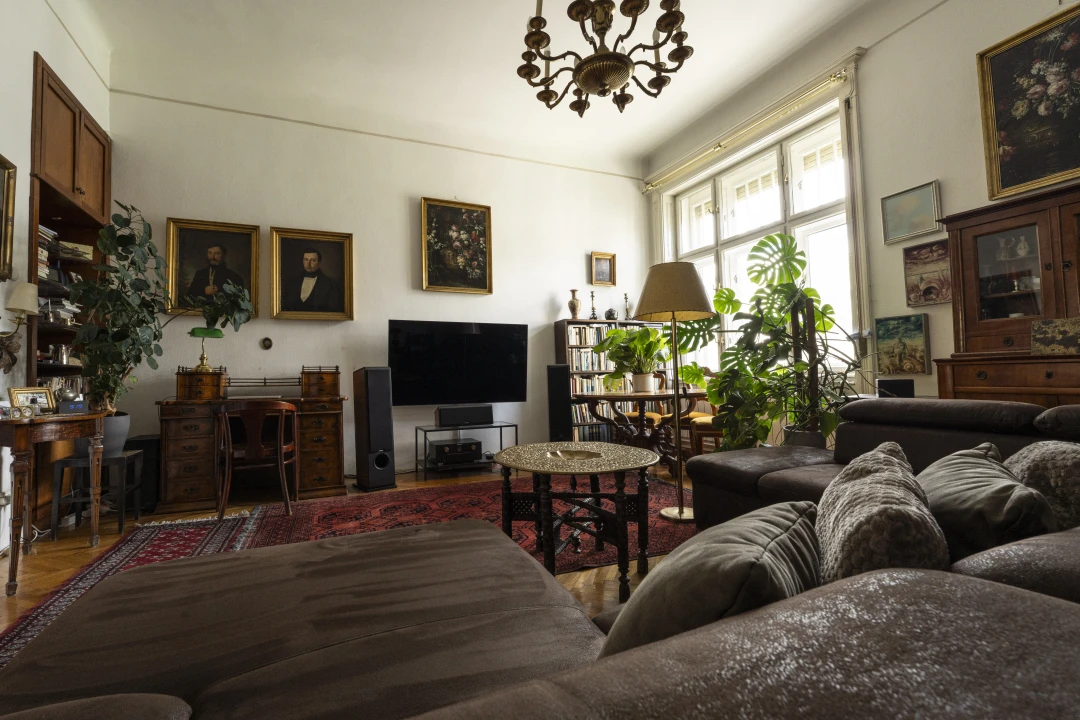 Eladó társasházi lakás, Budapest VI. kerület, Bajcsy-Zsilinszky út 31
