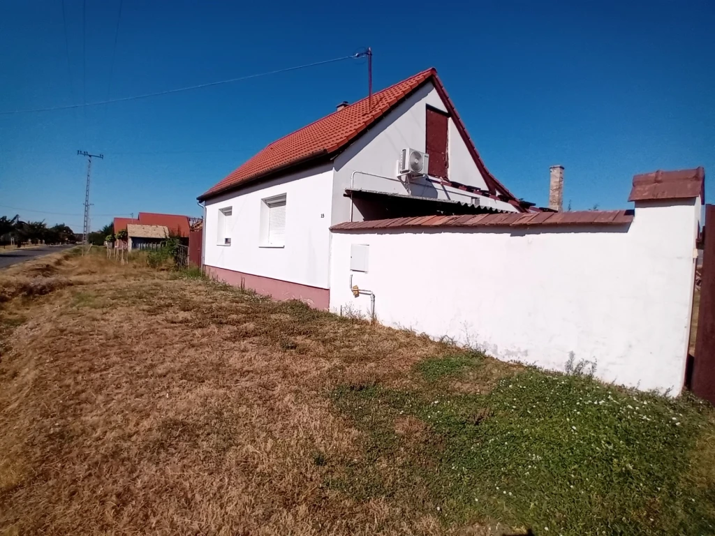 Eladó Ház, Érsekcsanád Zrínyi Miklós u. 24.600.000 Ft