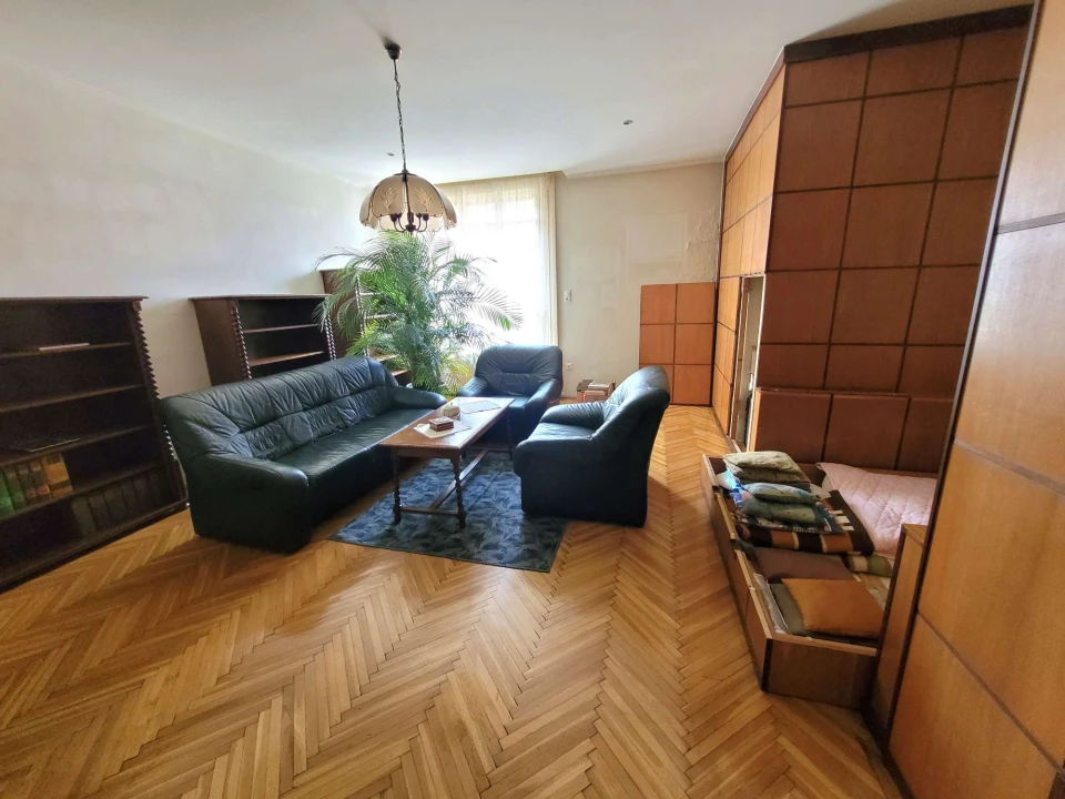 Eladó téglalakás, Budapest VIII. kerület, Déri Miksa utca