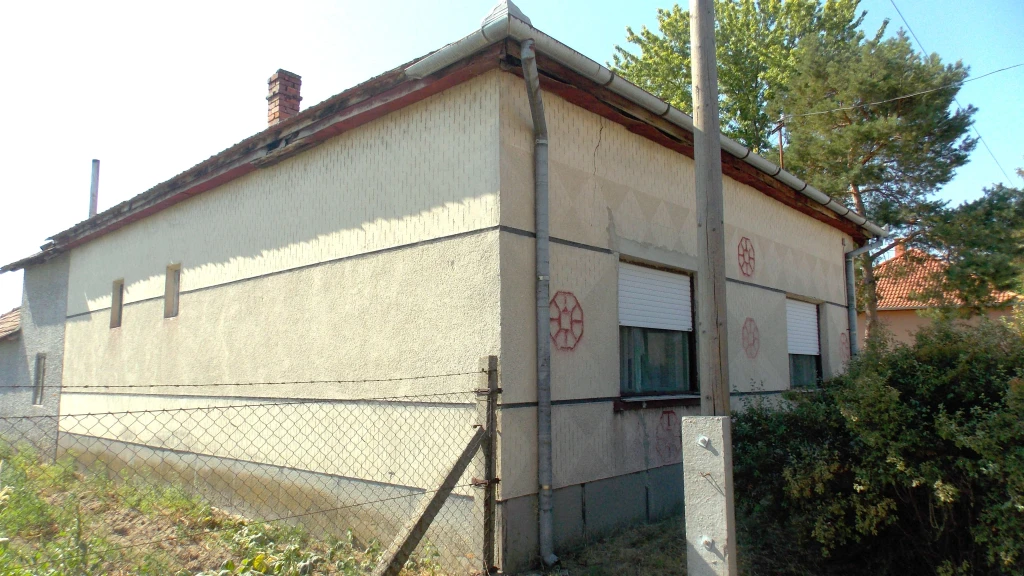3 szobás falusi ház eladó Jászszentlászlón