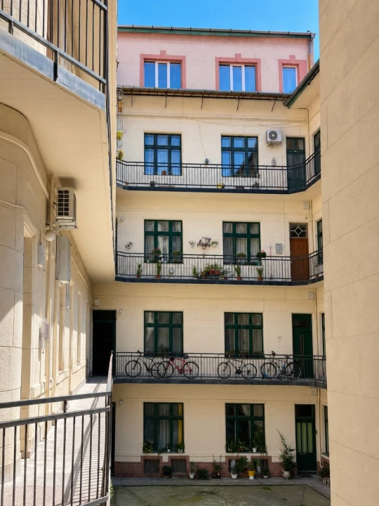Eladó téglalakás, Budapest VII. kerület