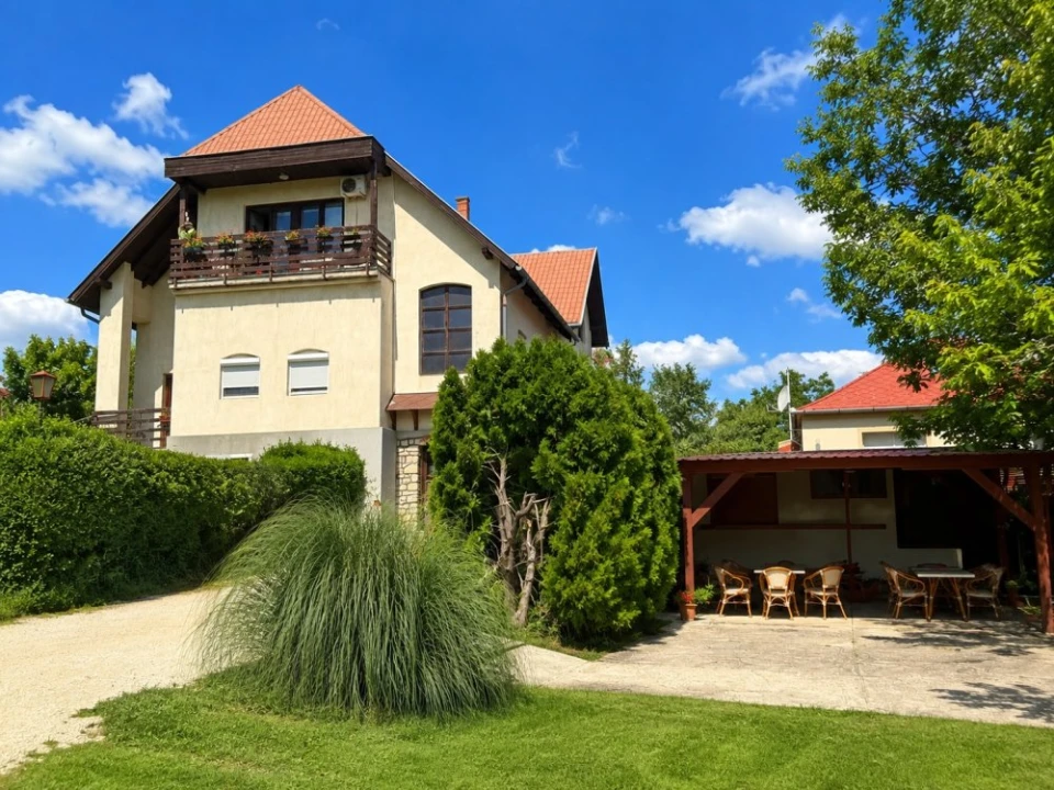 Eladó családi ház, Balatonfüred