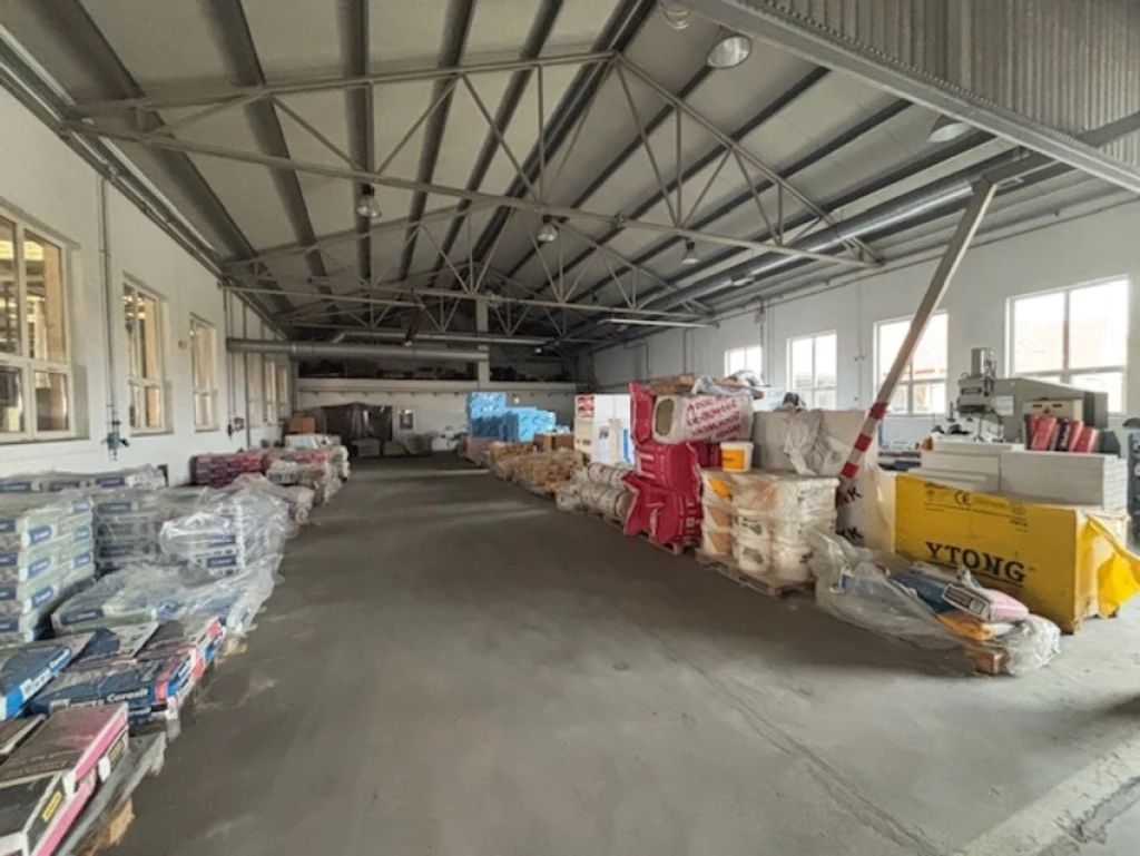 For rent factory building, Balmazújváros