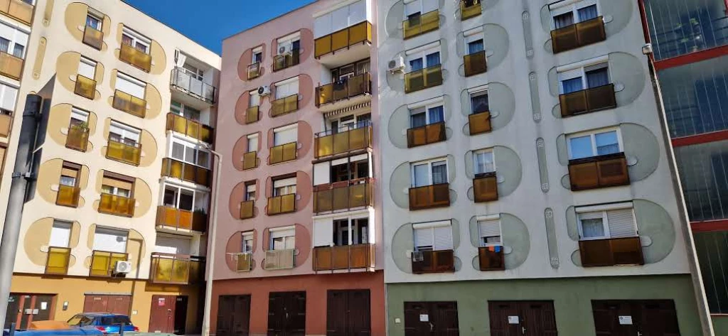 For sale panel flat, Kaposvár, Belváros, Füredi út