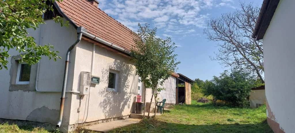 Eladó lakható ház Somogyaszalóban a Szőlőhegyen!