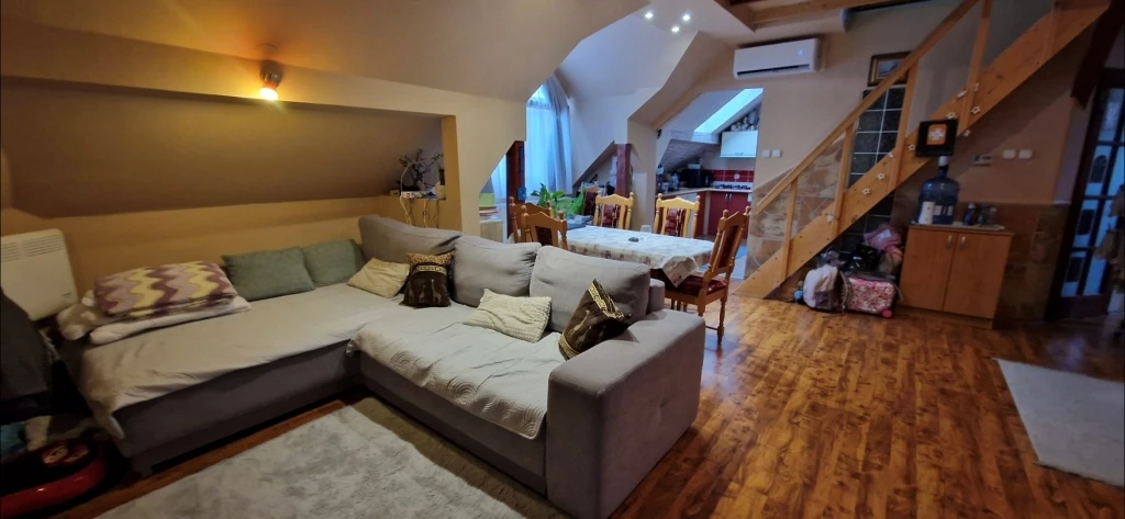 Eladó kiváló állapotú lakás a Zaranyi lakótelepen!