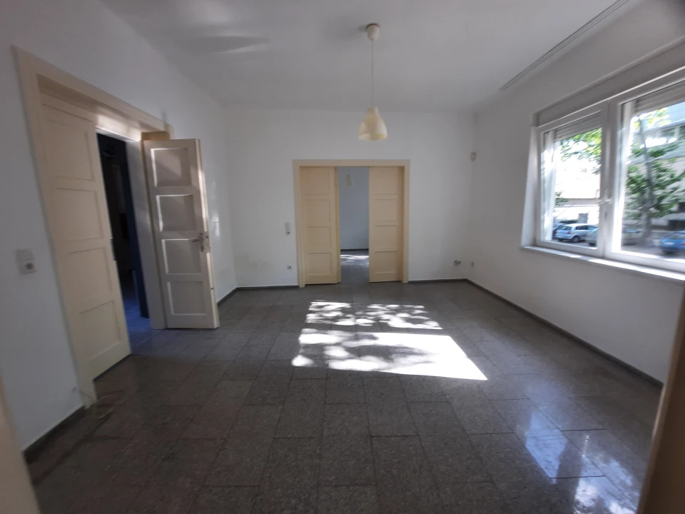 Kiadó sorház, Budapest XXIII. kerület