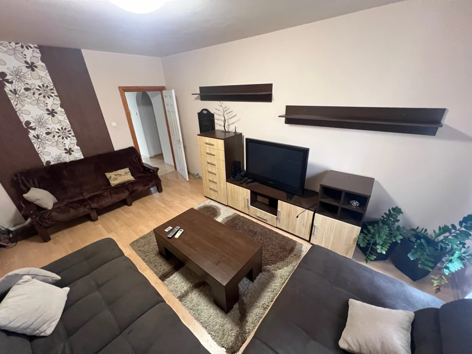 For rent panel flat, Debrecen