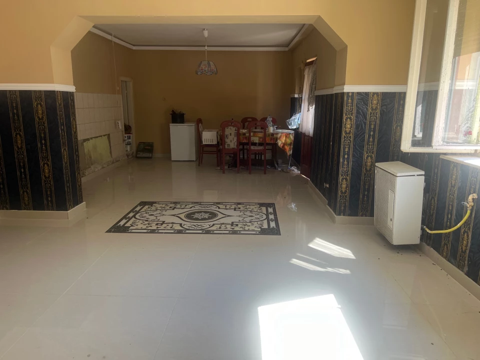 For sale house, Rohod