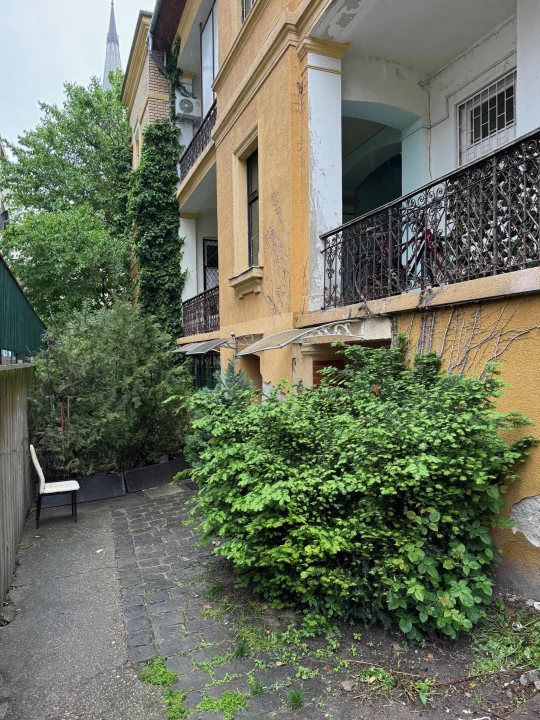 Eladó üzlet, Budapest XIV. kerület, Thököly út