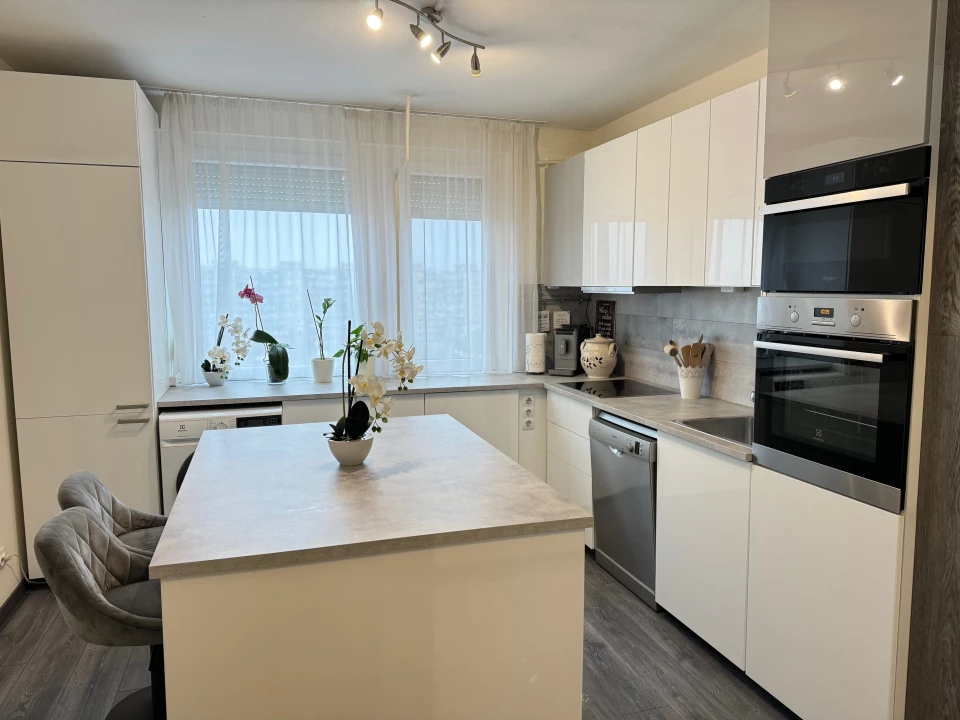 For sale panel flat, Budapest XVIII. kerület