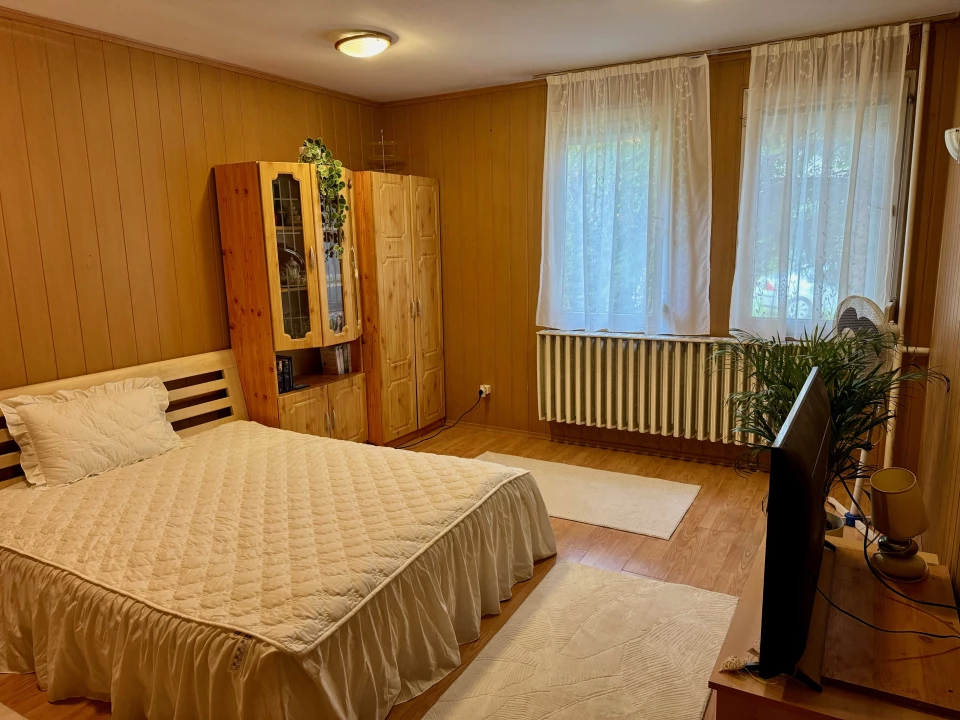 Eladó családi ház, Zsámbék