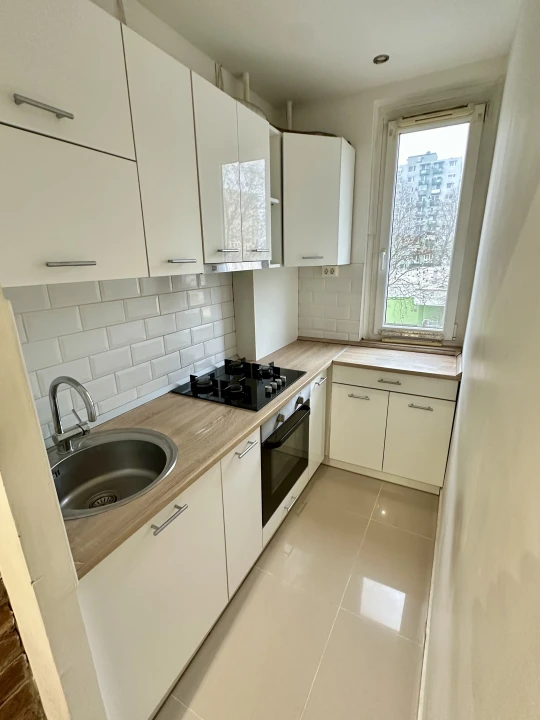 Eladó panellakás, Nyíregyháza