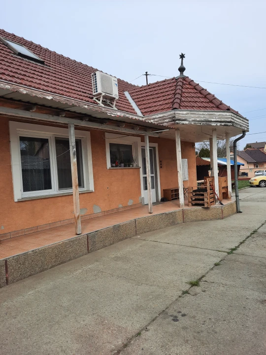 c3-1-name c2-1-name, Ócsa