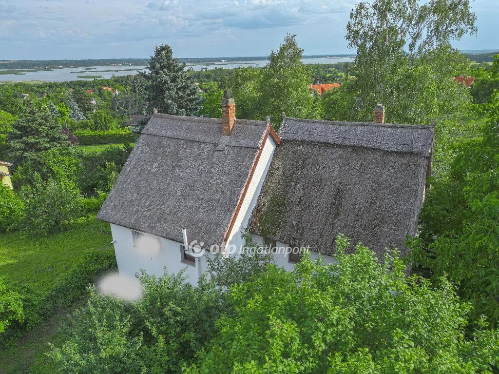 Eladó üdülő, nyaraló, Velence, Panorámás