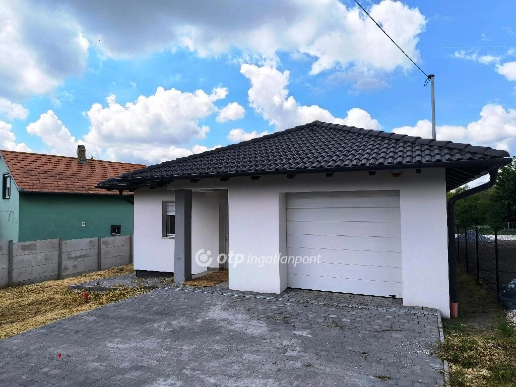 For sale house, Érd, Dombosváros