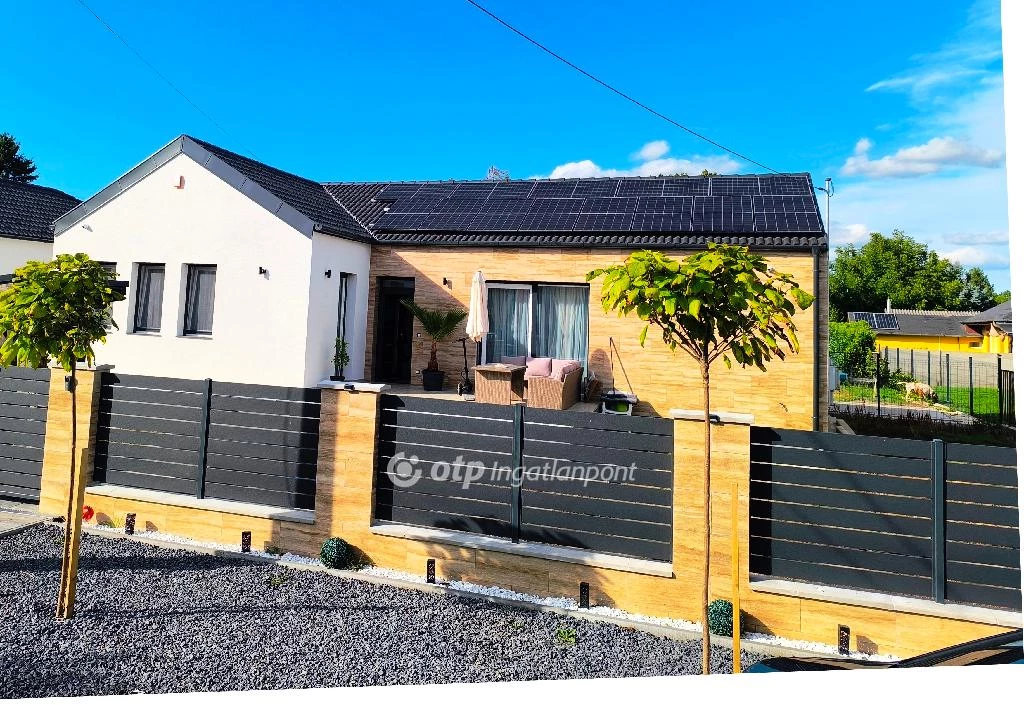 Eladó családi ház, Százhalombatta, Dunafüred