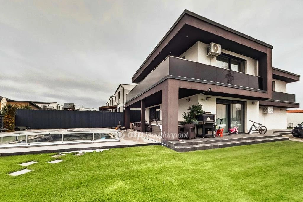 For sale house, Biatorbágy, Szarvasugrás