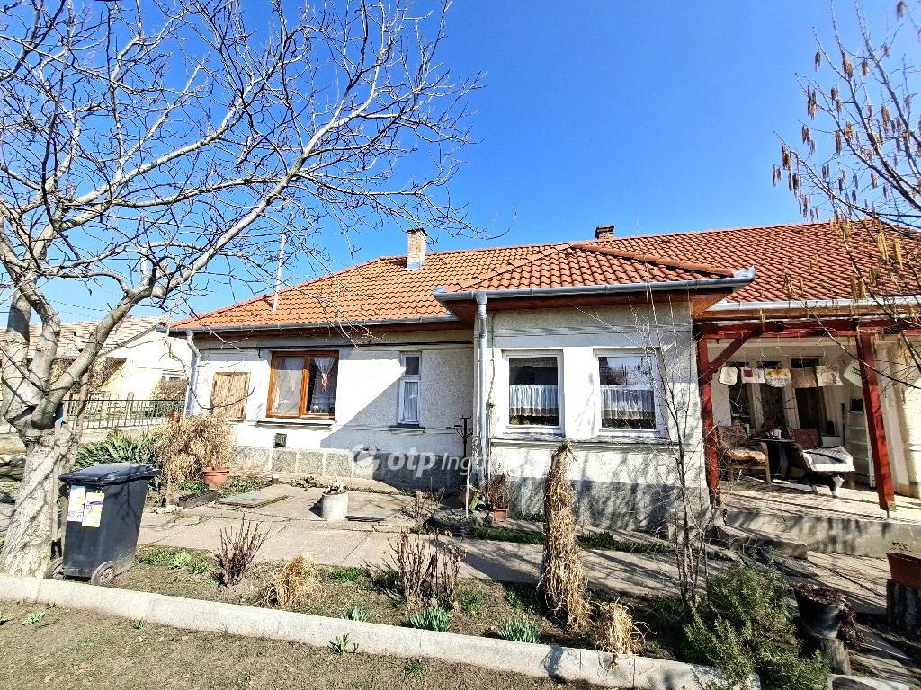 Eladó családi ház, Ráckeresztúr, Családi házas