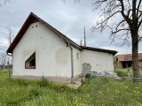 Eladó Föld, kert, tanya