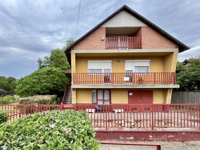 Eladó családi ház, Nagykáta