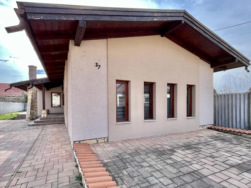 For sale house, Nagykáta