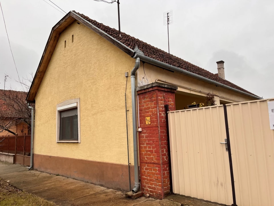 Eladó családi ház, Soltvadkert