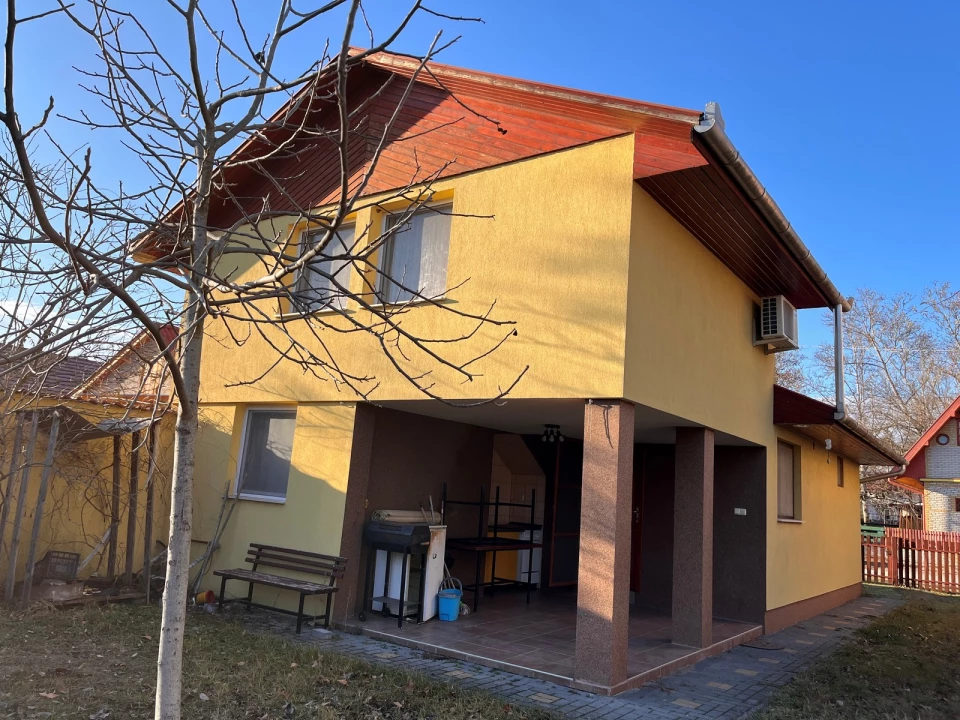 Eladó üdülő, nyaraló, Soltvadkert