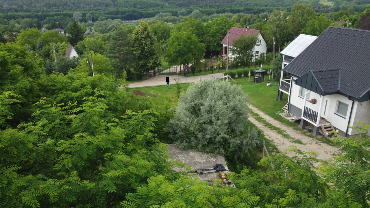 Eladó üdülőtelek, Isaszeg