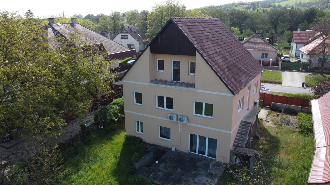 Eladó családi ház, Isaszeg