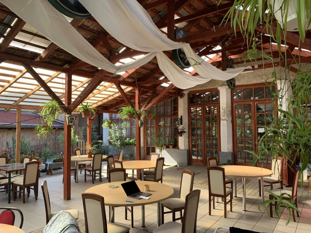 Eladó Hotel, panzió, Balassagyarmat,  Nincs megadva, 840nm, 299000000 Ft