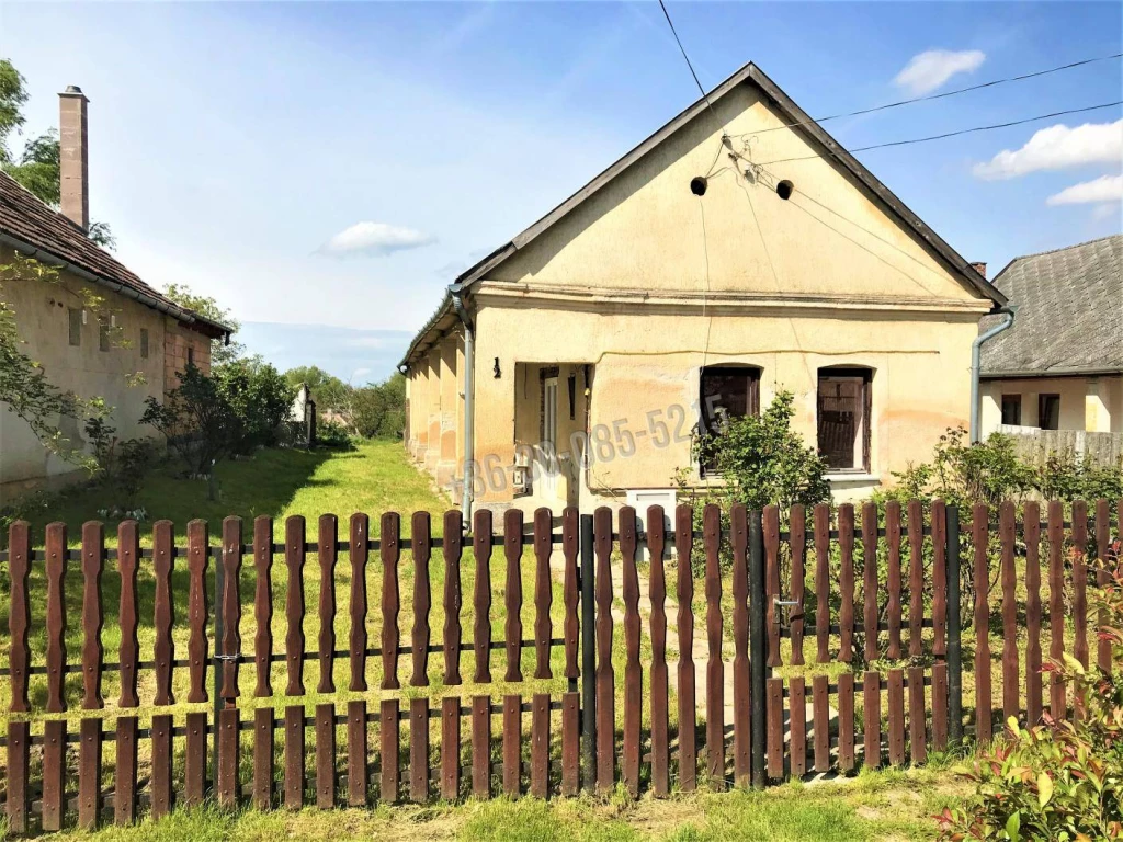 For sale house, Kisbér