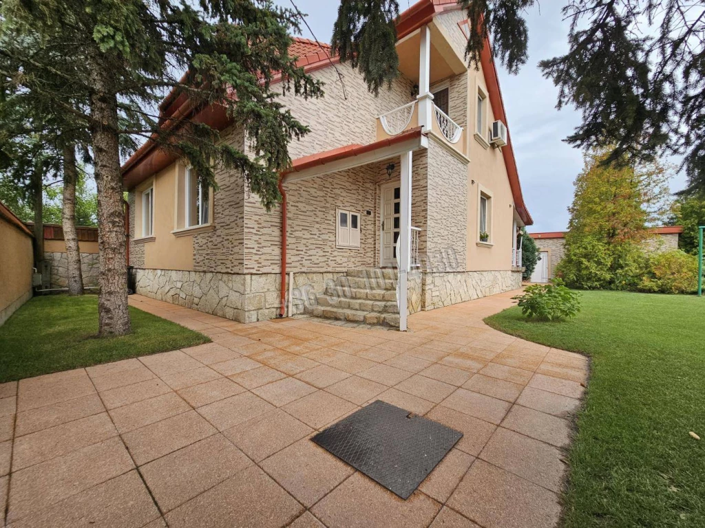 For sale house, Tata