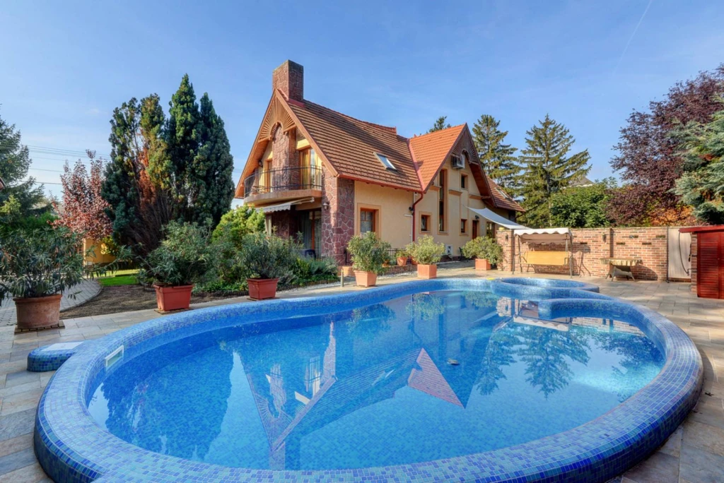 Eladó Családi ház, Balatonalmádi, Budatava, 240nm, 303000000 Ft