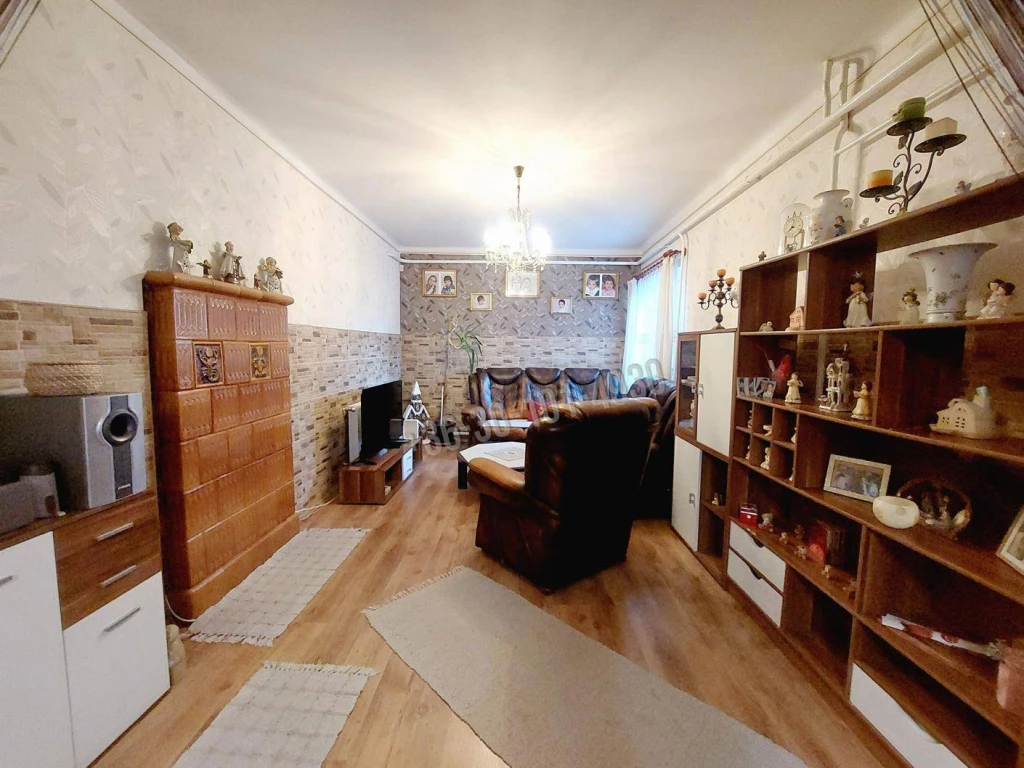 For sale house, Tatabánya