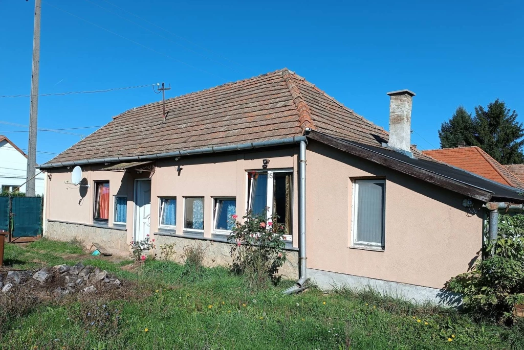 For sale house, Érsekvadkert