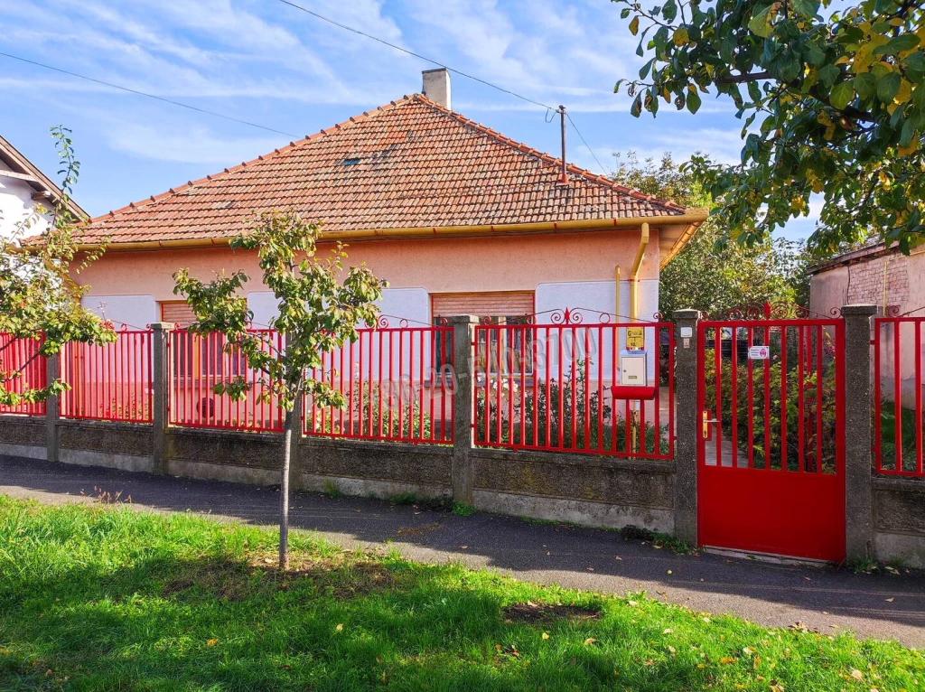 For sale house, Békéscsaba, Jamina, Könyves utca