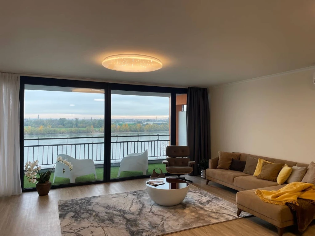 Eladó Téglalakás, Budapest III. kerület, Rómaifürdő–Rómaipart, 78nm, 185660000 Ft