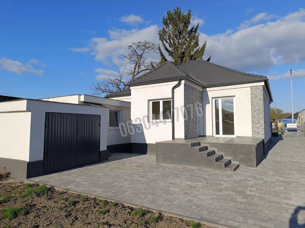 For sale house, Tata