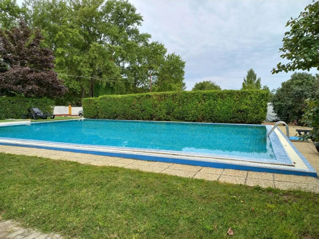 Eladó Üdülő, nyaraló, Siófok, Aranypart, 68nm, 56500000 Ft