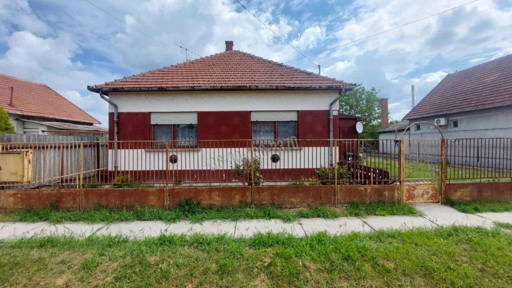 For sale house, Sarkad, Újtelek