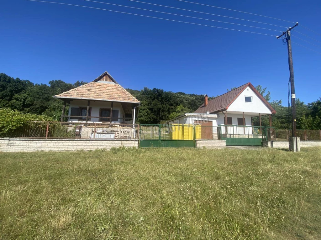 For sale house, Vértesszőlős