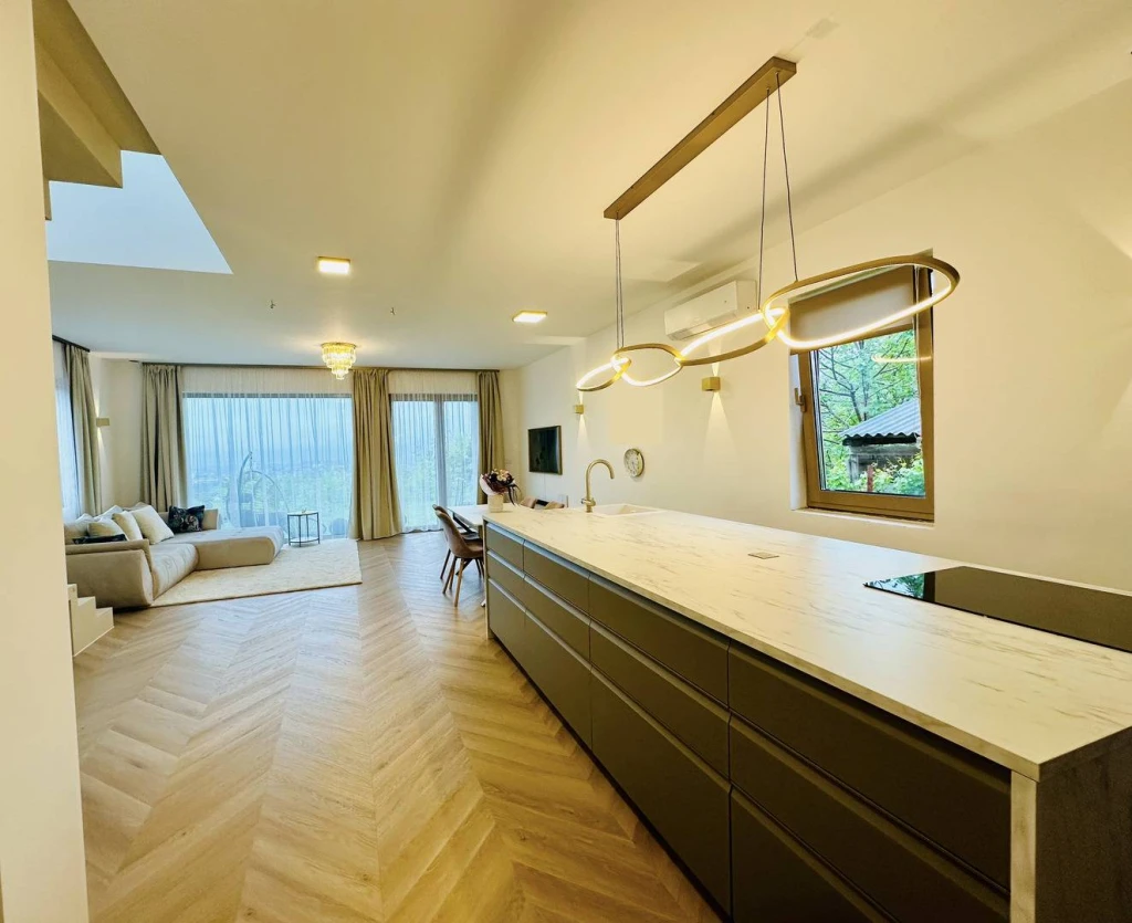 Eladó Családi ház, Vác, Törökhegy, 160nm, 160000000 Ft