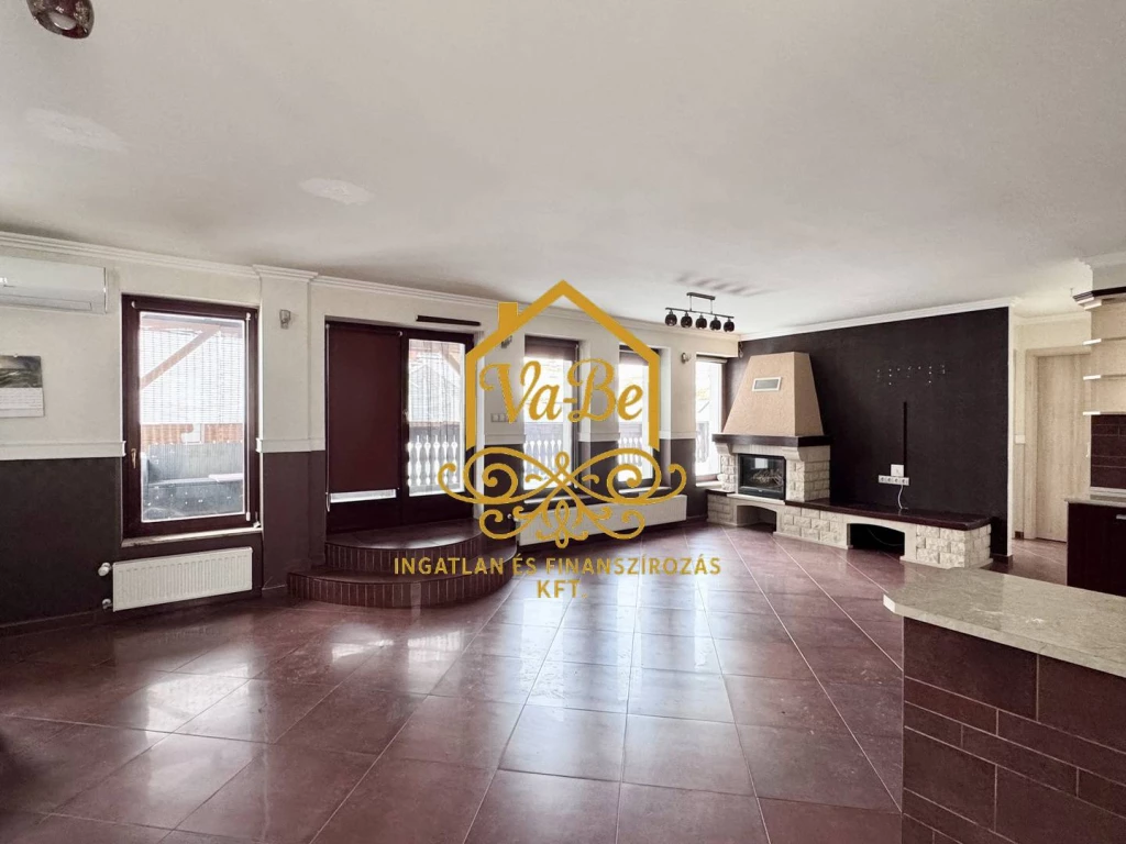 Eladó Téglalakás, Eger, Belváros, 109nm, 68900000 Ft