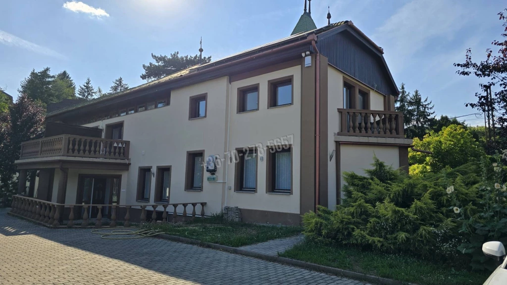 Eladó Külterületi telek, Pécs, Bálics, Bálicsi út, 216nm, 220000000 Ft